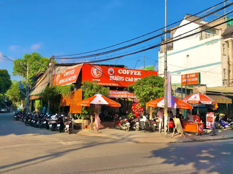 5 kinh nghiệm mở quán cafe nhượng quyền để không mất trắng vốn