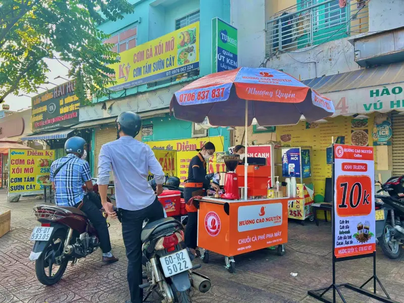 Giải mã cơn sốt "Nhượng quyền 0 đồng" – Tại sao ai cũng muốn thử?