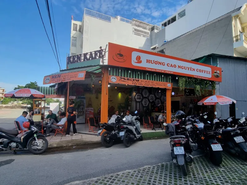 hinh anh thuc te mo hinh nhuong quyen cua hang nho huong cao nguyen 06